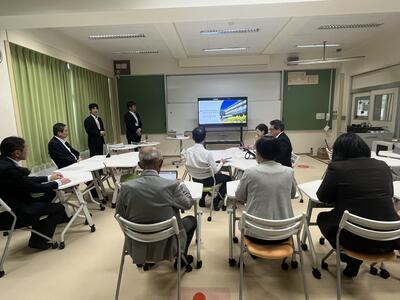 令和7年10月16日教育福祉行政視察写真